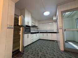 Blk 143 Pasir Ris Street 11 (Pasir Ris), HDB 5 Rooms #582393221